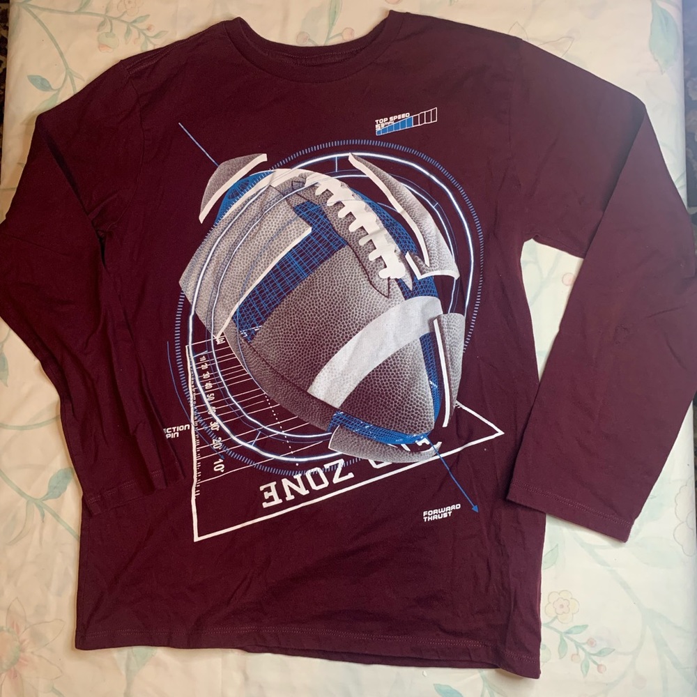 Boys L Burgundy Graphic Long Sleeve T-Shirt